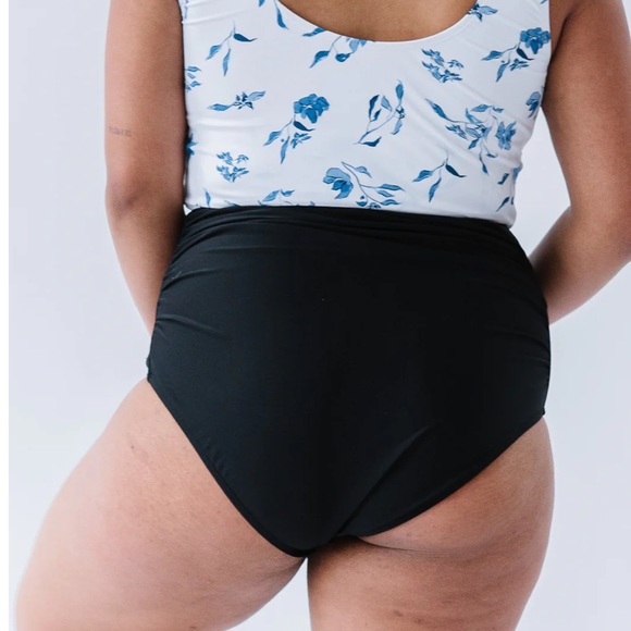 Coral Reef Sun Baked Swim Bottoms Black XXL - Picture 2 of 5